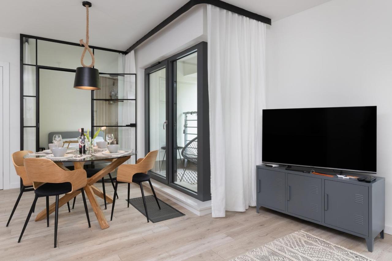 Awanport Estate Gdynia By Noclegi Renters Exteriör bild